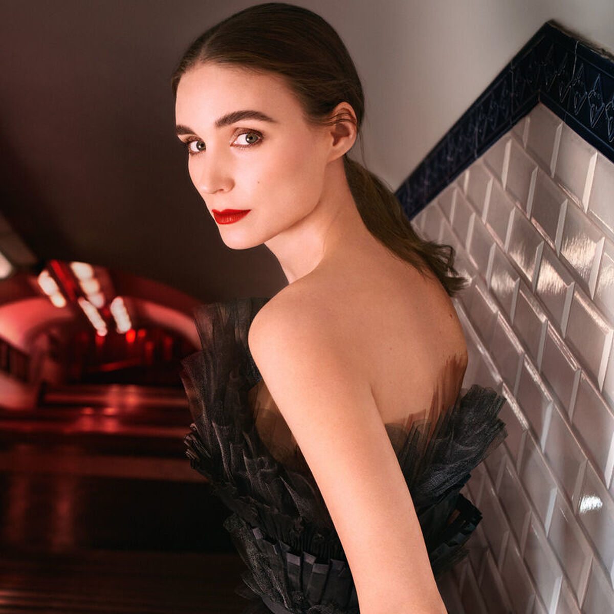 V4H4280BBB47637198300592EFE82C2915FR5306334P8