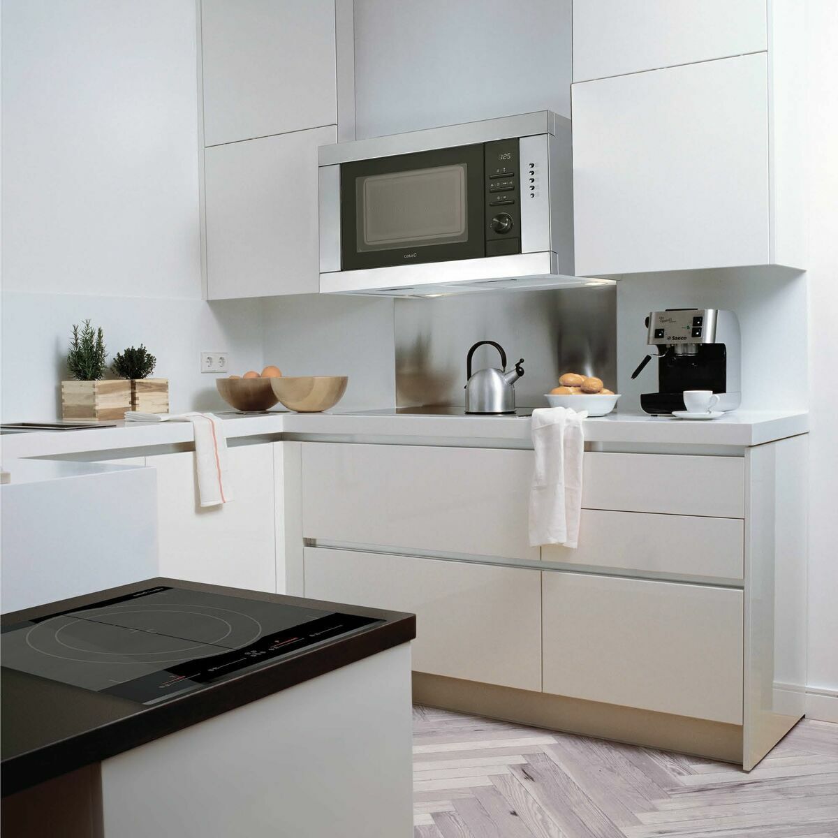 V4H9AEC36855DE1283D7D51C5B9A3641E37R4696223P4